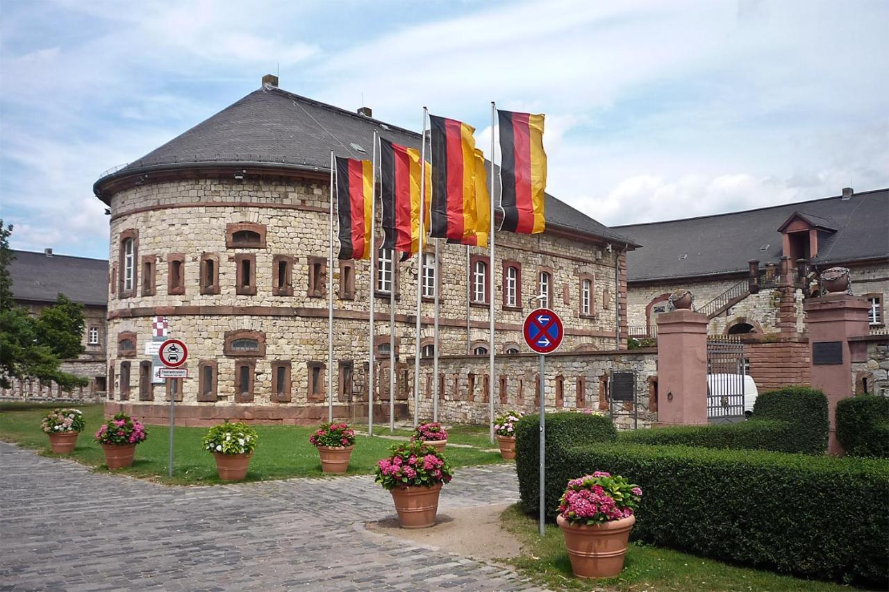Erdgeschoss Wohnung Wiesbaden Stadtmitte 2 Zimmer Kueche Bad Luaran gambar